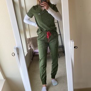 Olive green figs set